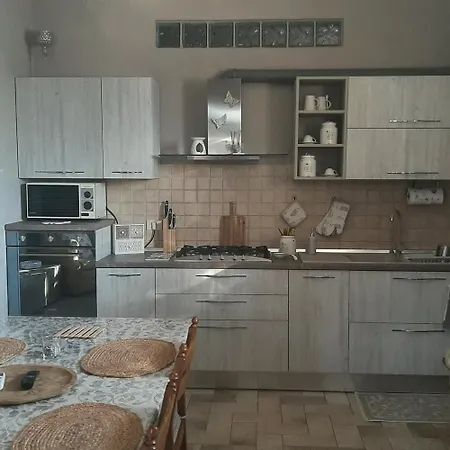 Sunshine's Casa Vacanze Apartament *